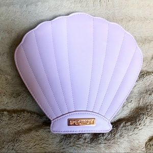 Spectrum Glam Clam makeup brushes